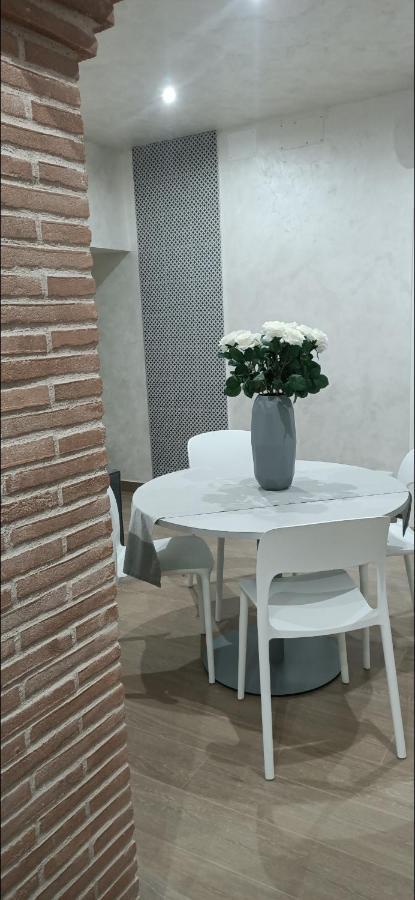 Hotel Piazza Duomo Tuscania Zewnętrze zdjęcie